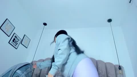 valentina online show from 09-28-25, 11:48