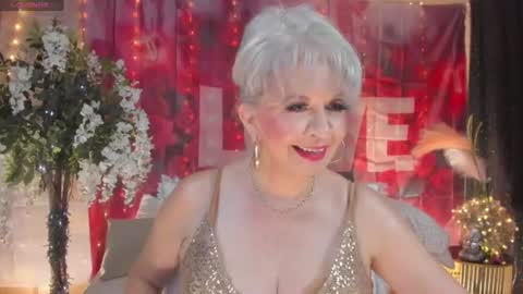 Snapshot of victoria_dior chatting on 06-28-26, 06:14 diorvictoria9 online show from 06-28-26, 06:14