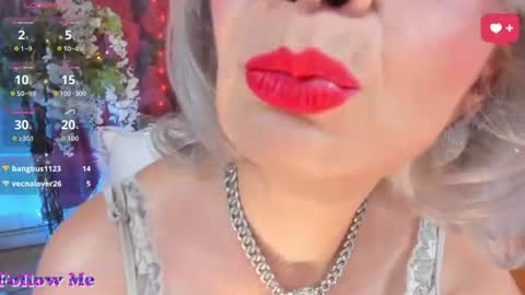 Snapshot of victoria_dior chatting on 07-23-26, 05:00 diorvictoria9 online show from 07-23-26, 05:00