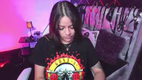 victoria_floyd1 online show from 06-09-26, 10:54