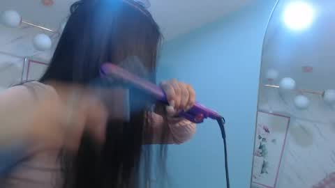 Victoria online show from 04-23-26, 01:02