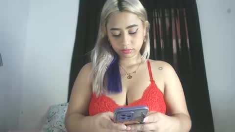 Victoria online show from 05-21-26, 05:42