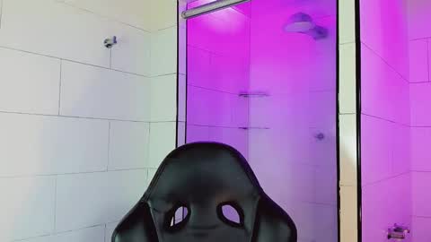 Victoria online show from 11-04-25, 07:13