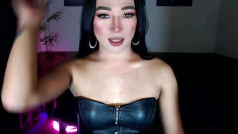 Victoria online show from 04-23-26, 06:21