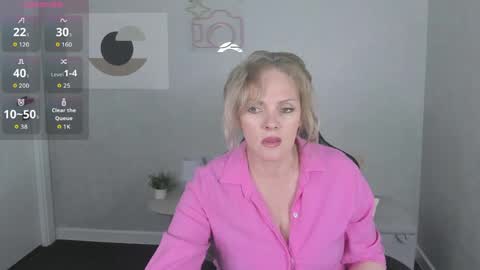 Snapshot of victoria_nelson chatting on 05-01-26, 01:21 Victoria My schedule for the week 2 GMT 3am-9am TuWeThFrSa online show from 05-01-26, 01:21