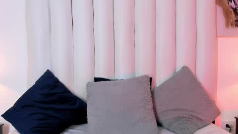 victoria_queen2 online show from 04-24-26, 01:52