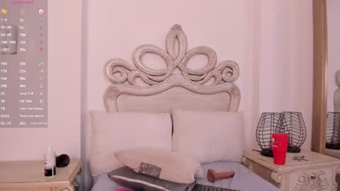 victoria  online show from 03-01-25, 02:34