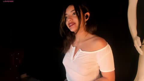 victoriaa2_doll online show from 04-22-26, 11:56