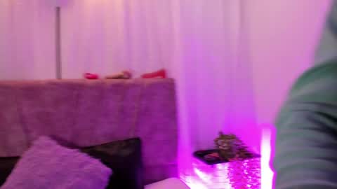 victoriaa_anderson_ online show from 04-21-26, 02:23