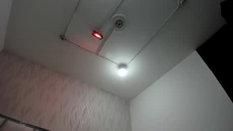 Victoria Sofia online show from 02-16-26, 06:59