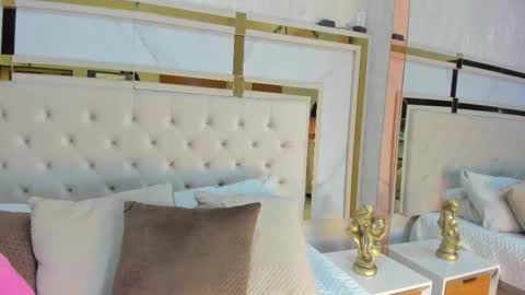 Victoria Sofia online show from 02-17-26, 11:18