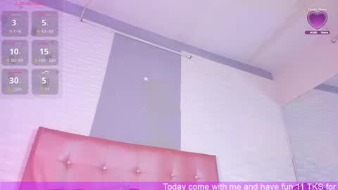 Snapshot of victoriaacross chatting on 10-11-25, 01:53 Victoria online show from 10-11-25, 01:53