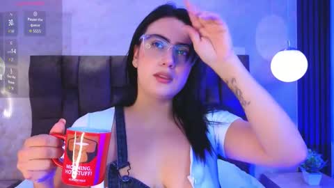 Victoria Andrade online show from 03-28-26, 12:16