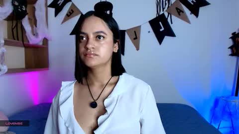 Snapshot of victoriablack_ chatting on 10-02-25, 12:01 Victoria online show from 10-02-25, 12:01