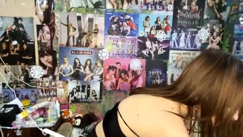 Lana online show from 04-23-26, 12:29