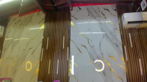 Victoria  online show from 01-08-26, 08:00