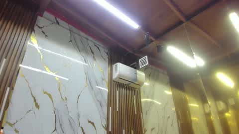 Victoria  online show from 03-15-26, 07:20