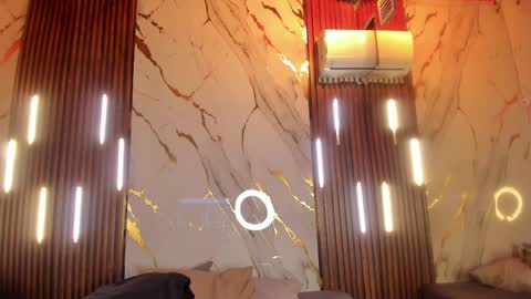 Victoria  online show from 03-30-26, 08:54