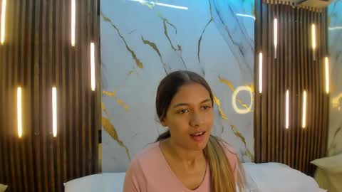 Victoria  online show from 04-23-26, 08:00