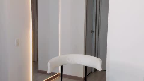 Vcitoria online show from 10-03-25, 01:02