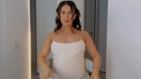 Vcitoria online show from 04-12-26, 02:05