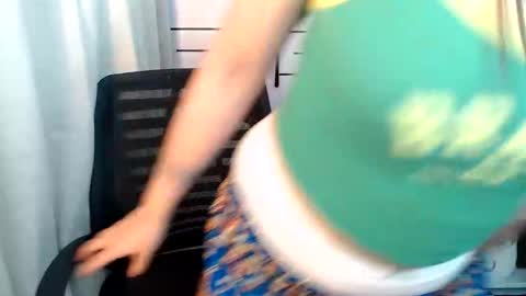 Victoria Harper online show from 01-17-26, 01:43