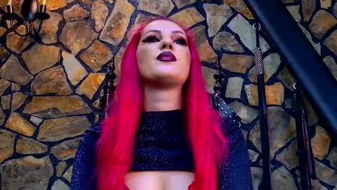 Victoria Heller online show from 11-29-25, 05:54