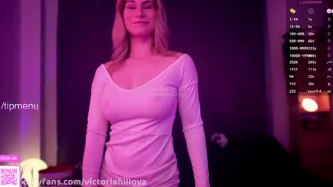 Snapshot of victoriahillova chatting on 06-19-26, 08:12 Victoria Hillova online show from 06-19-26, 08:12