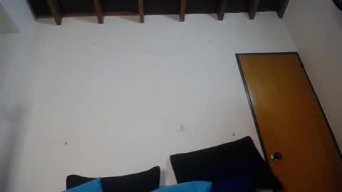 Snapshot of victoriamil1 chatting on 09-09-25, 08:19 victoriamil1 online show from 09-09-25, 08:19