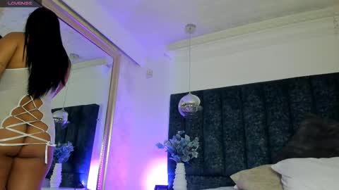 Snapshot of victoriaregia1 chatting on 09-16-25, 11:44 Maria Victoria online show from 09-16-25, 11:44