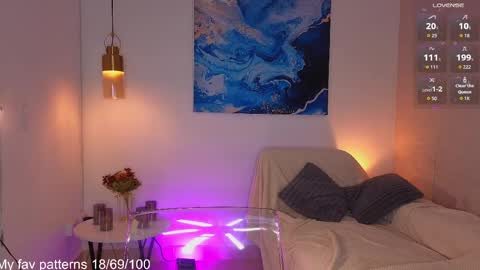Snapshot of victoriaregia1 chatting on 05-02-26, 11:37 Maria Victoria online show from 05-02-26, 11:37
