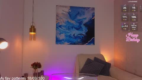 Snapshot of victoriaregia1 chatting on 05-05-26, 11:07 Maria Victoria online show from 05-05-26, 11:07