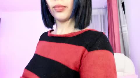 Snapshot of victoriarussell chatting on 01-06-25, 02:14 Victoria but you can tell me Vicky Vic or just Tory online show from 01-06-25, 02:14