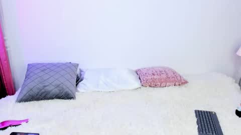 Victoria but you can tell me Vicky Vic or just Tory online show from 02-24-25, 06:15