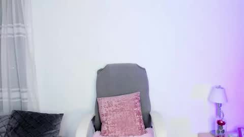 Victoria but you can tell me Vicky Vic or just Tory online show from 09-29-25, 01:00