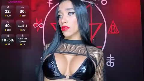 Victoria Vampire online show from 12-01-25, 06:35