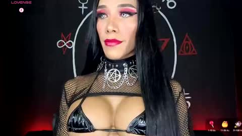 Victoria Vampire online show from 04-17-26, 06:16