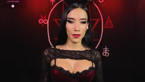 Snapshot of victoriavampire666 chatting on 05-05-26, 02:08 Victoria Vampire online show from 05-05-26, 02:08