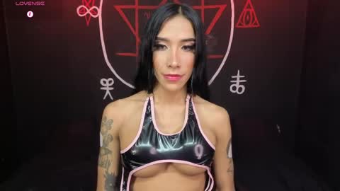 Snapshot of victoriavampire666 chatting on 05-17-26, 07:50 Victoria Vampire online show from 05-17-26, 07:50