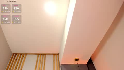 Victoria Vixen online show from 12-19-25, 09:55