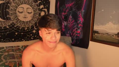 Snapshot of victorino_jhonson chatting on 12-01-24, 08:53 Victorino Jhonson online show from 12-01-24, 08:53