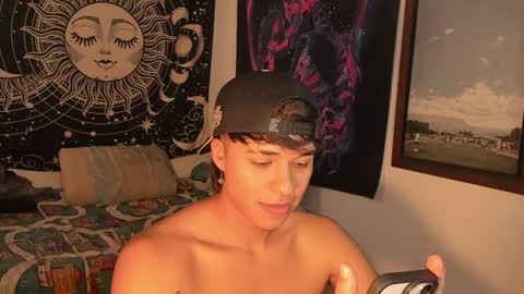 Snapshot of victorino_jhonson chatting on 12-03-24, 05:23 Victorino Jhonson online show from 12-03-24, 05:23