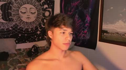 Snapshot of victorino_jhonson chatting on 12-12-24, 01:10 Victorino Jhonson online show from 12-12-24, 01:10