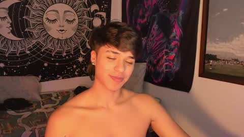 Snapshot of victorino_jhonson chatting on 12-12-24, 06:21 Victorino Jhonson online show from 12-12-24, 06:21