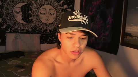 Snapshot of victorino_jhonson chatting on 12-25-24, 01:20 Victorino Jhonson online show from 12-25-24, 01:20