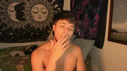 Snapshot of victorino_jhonson chatting on 01-02-25, 08:35 Victorino Jhonson online show from 01-02-25, 08:35