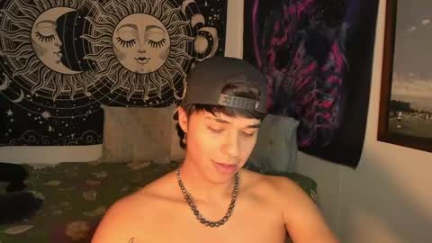 Snapshot of victorino_jhonson chatting on 02-04-25, 11:49 Victorino Jhonson online show from 02-04-25, 11:49