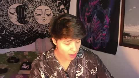 Snapshot of victorino_jhonson chatting on 02-06-25, 02:22 Victorino Jhonson online show from 02-06-25, 02:22