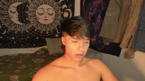 Snapshot of victorino_jhonson chatting on 02-15-25, 11:03 Victorino Jhonson online show from 02-15-25, 11:03