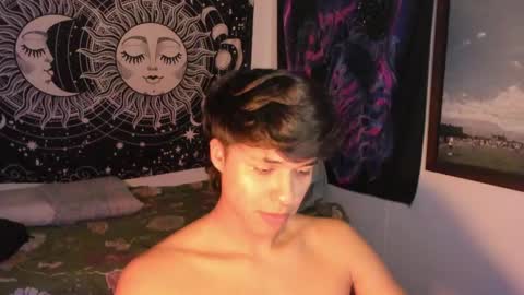 Snapshot of victorino_jhonson chatting on 03-08-25, 03:06 Victorino Jhonson online show from 03-08-25, 03:06